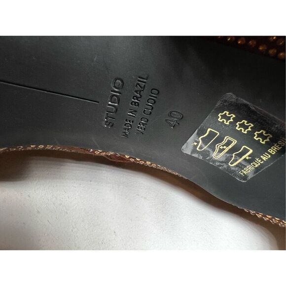 NEW Black Suede Studio Women's Brown Dahlia Embellished Pointed Boots Size 40 NW - Picture 9 of 10